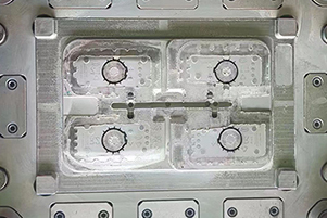 如何聯(lián)系精密模具制造廠家？